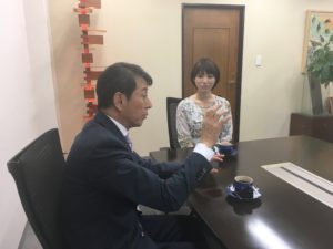 インタビュー