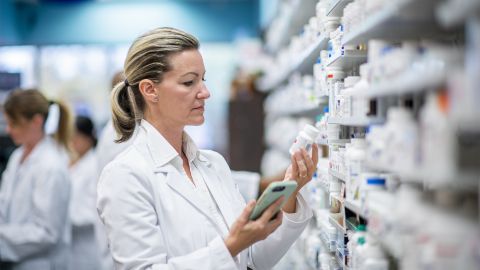 Crema Alla Tretinoina In Italia Guida Completa per l'Uso e i Benefici Crema Alla Tretinoina In Italia Guida Completa per l'Uso e i Benefici